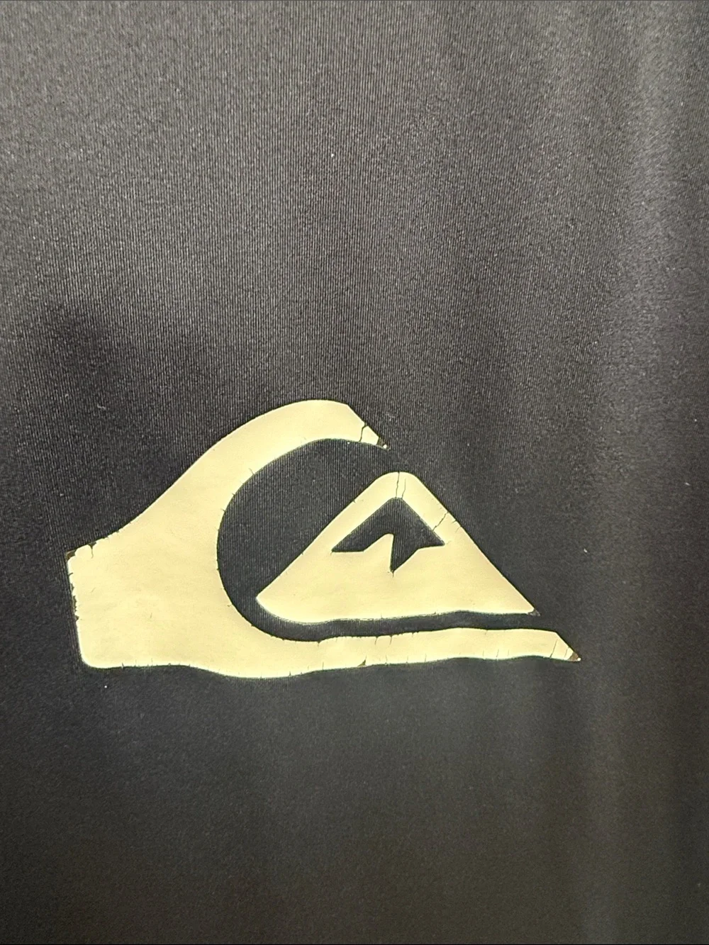 Quiksilver Men's Navy Long-Sleeve Rash Guard with Cream Logo